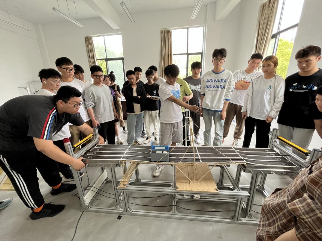 <strong>2023年安徽省大学生结构设计大赛校内选拔赛圆满完成</strong>