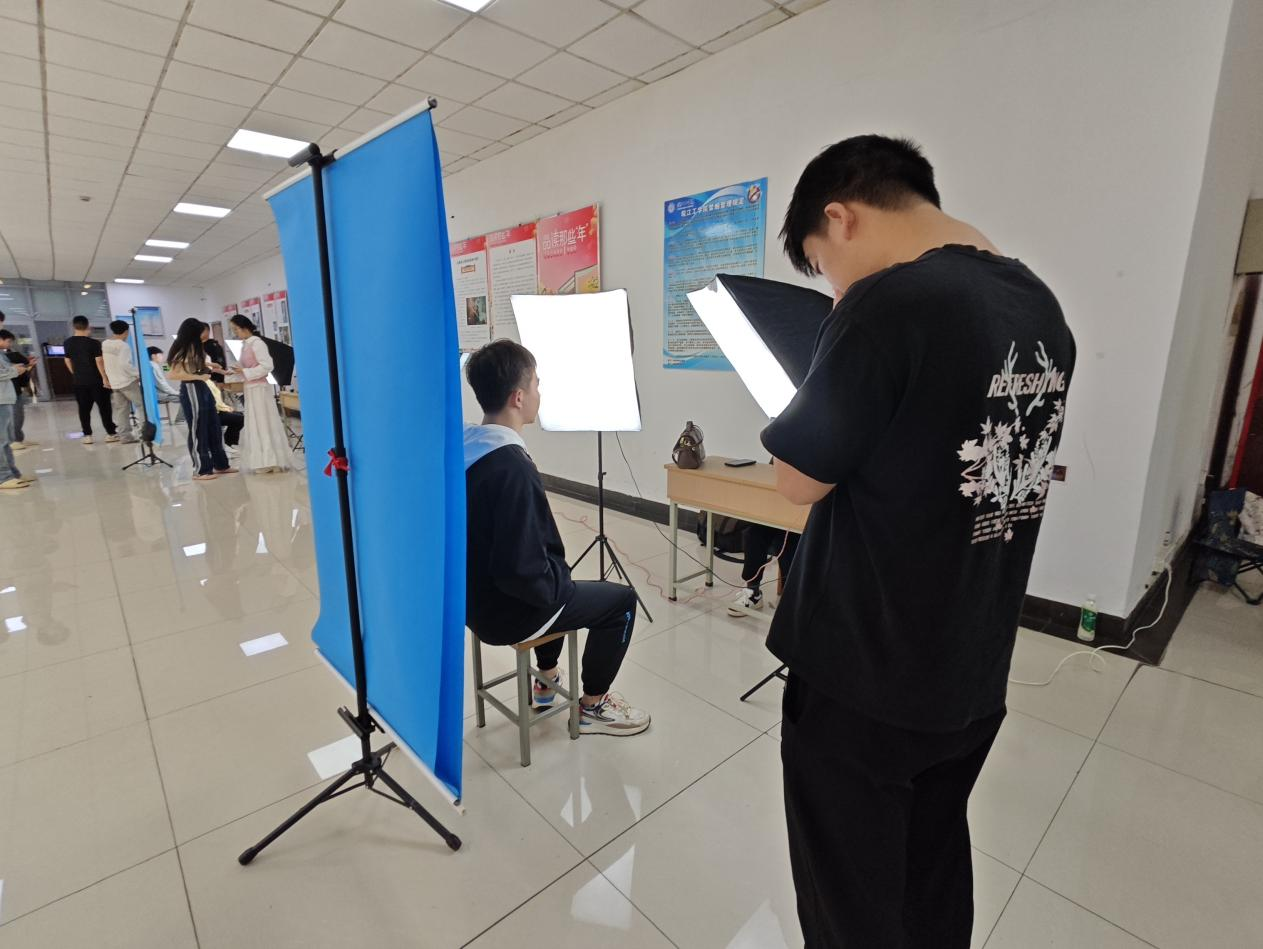 皖江工学院2025届毕业生图像信息采集工作圆满完成