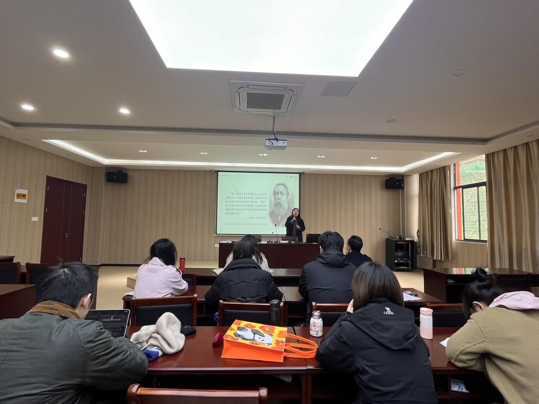 马原与德法教研室召开集体备课会