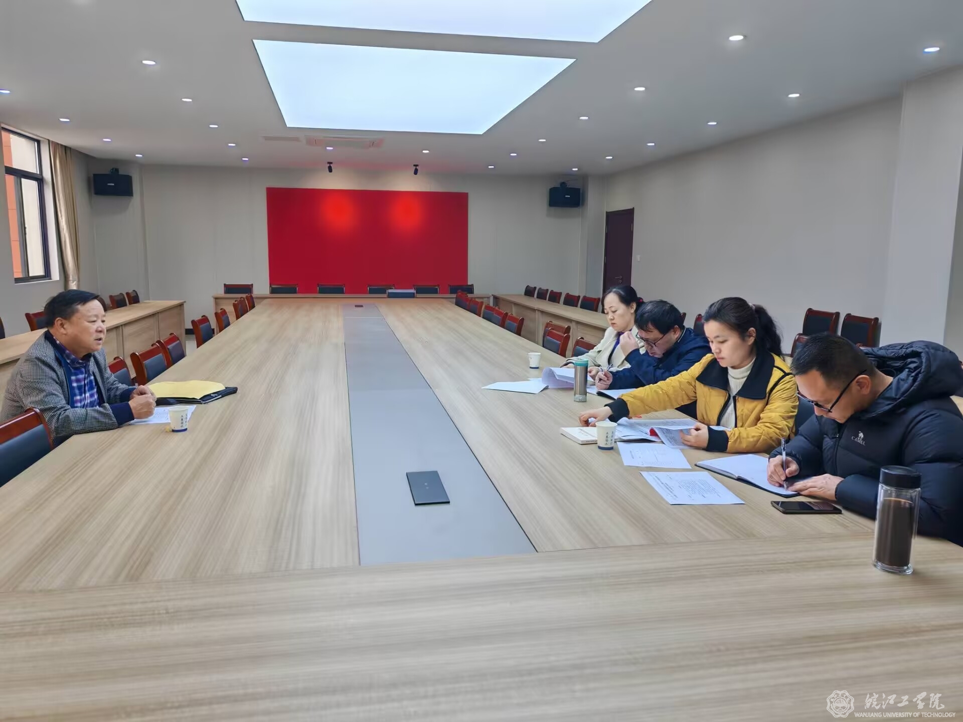 通识教育学院党总支部署深入贯彻中央八项规定精神学习教育