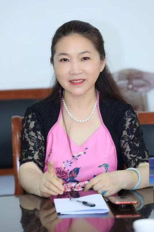 <strong>名师风采-沈国芳</strong>