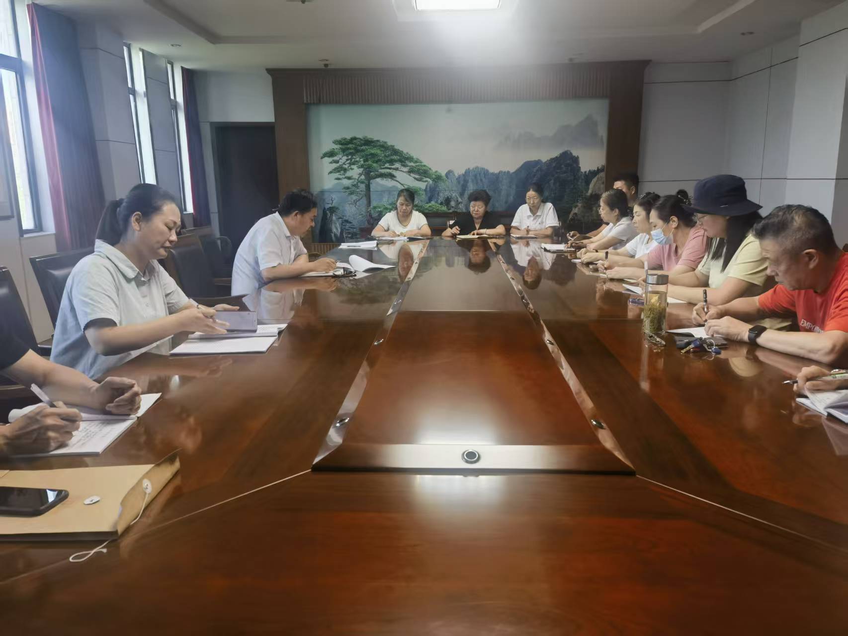 我校召开新学期食品安全工作布置会(图文)