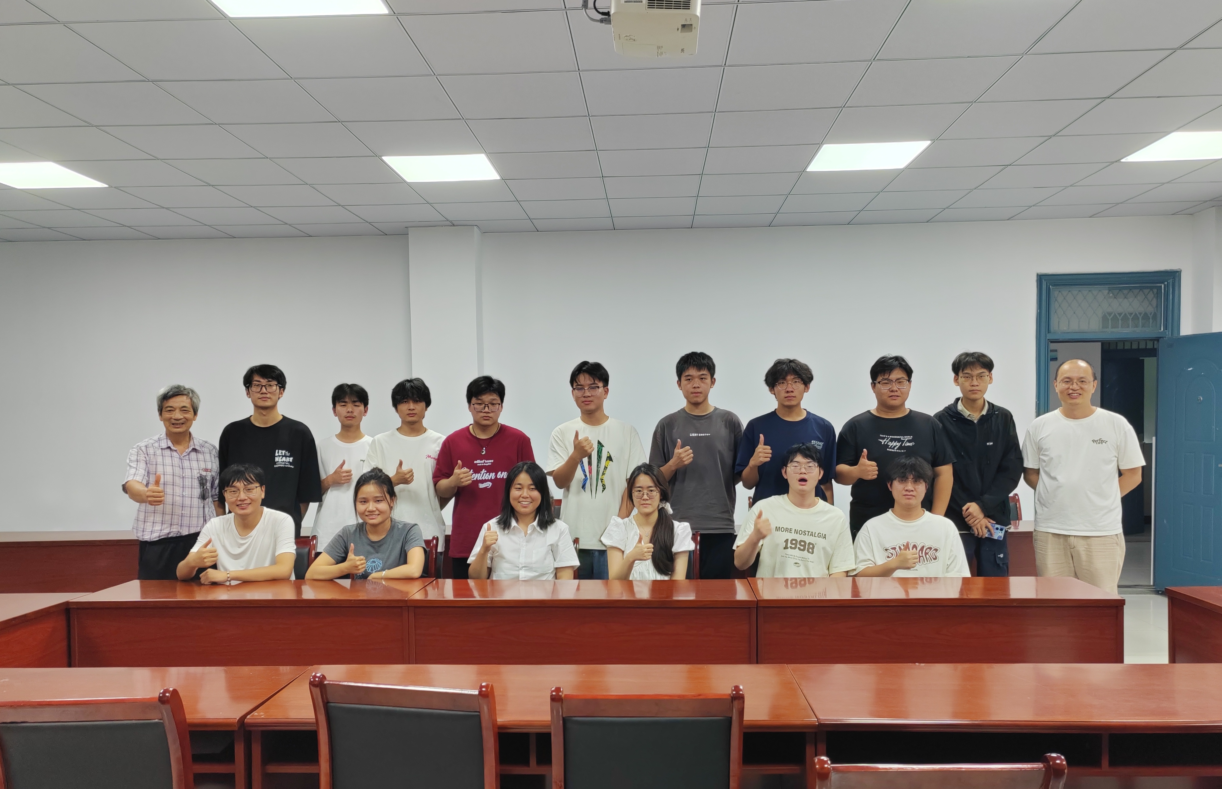 皖江工学院(原河海大学文天学院）2025年秋季学期创新与产业工程师学院学生自主管理委员会第二次会议