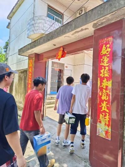 <strong>暑期“三下乡”社会实践（十四）：三下乡践初心，奔赴乡间温暖</strong>