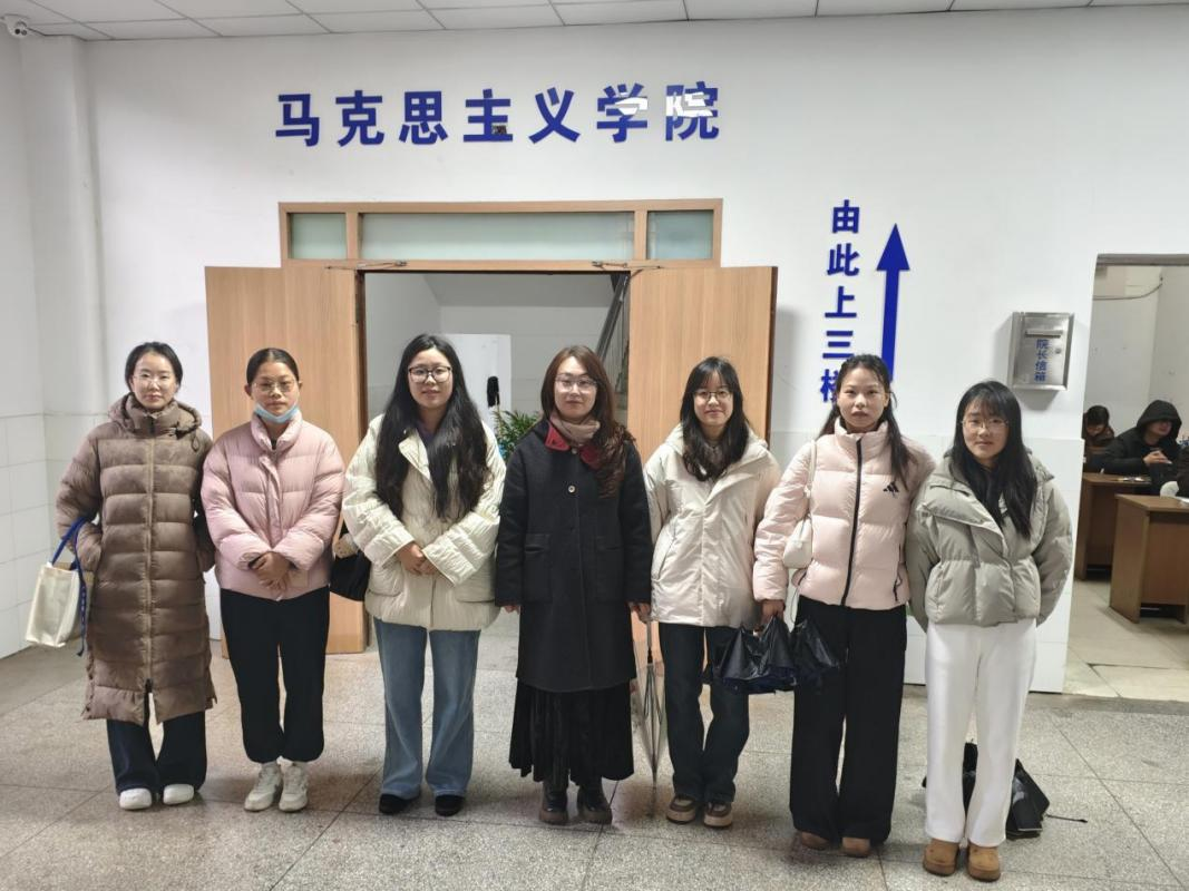 督学促学风 启航新征程——计算机与人工智能学院全体辅导员开学首日深入课堂查课