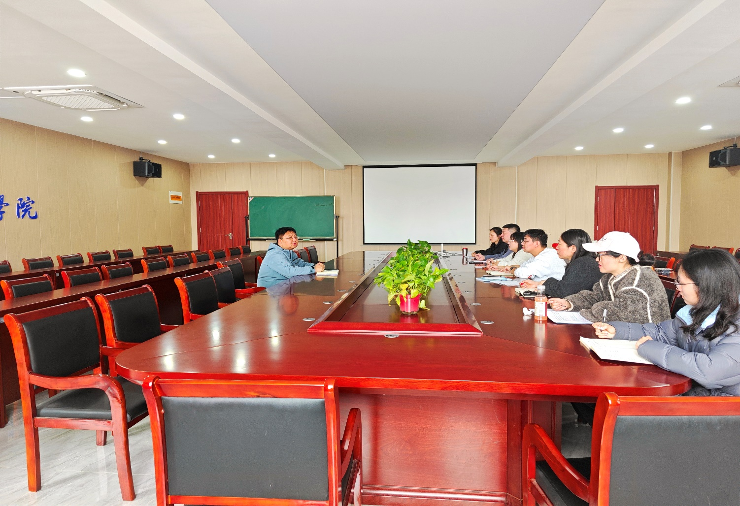 水利工程学院水文教研室召开新学期工作部署暨工程教育认证推进会议